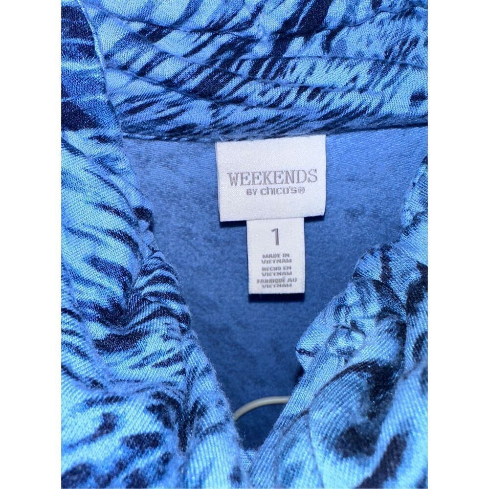 Beautiful CHICO’S WEEKEND Chicos BLUE animal Print Long Sleeve rayon blend Jacke - Picture 8 of 9